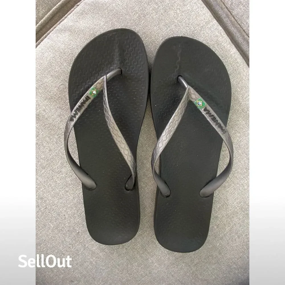 Ipanema Women's Anatomic Brilliant III Black Flip Flops Sandals Casual